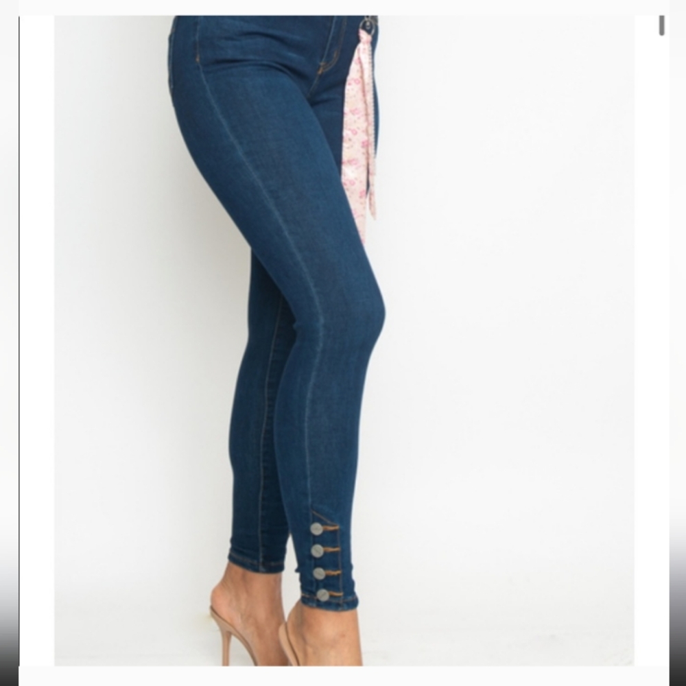 Skinny Blue Jeans Stretchy